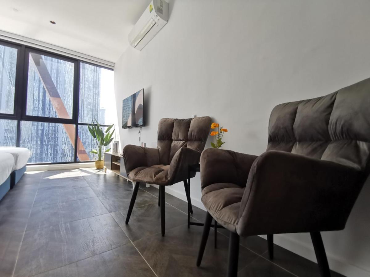 Scarletz Suites Klcc By De Harlequins Guesthouse Kuala Lumpur Zewnętrze zdjęcie