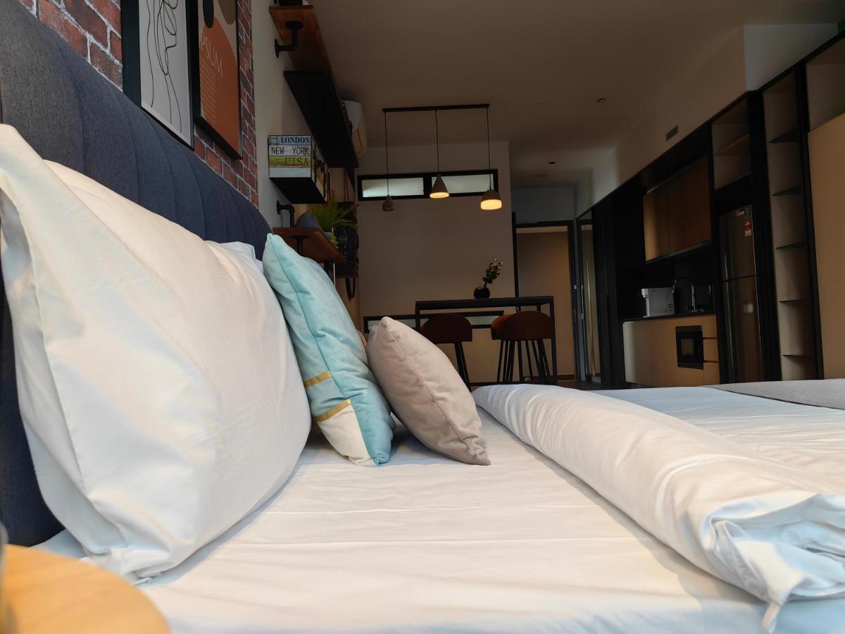 Scarletz Suites Klcc By De Harlequins Guesthouse Kuala Lumpur Zewnętrze zdjęcie