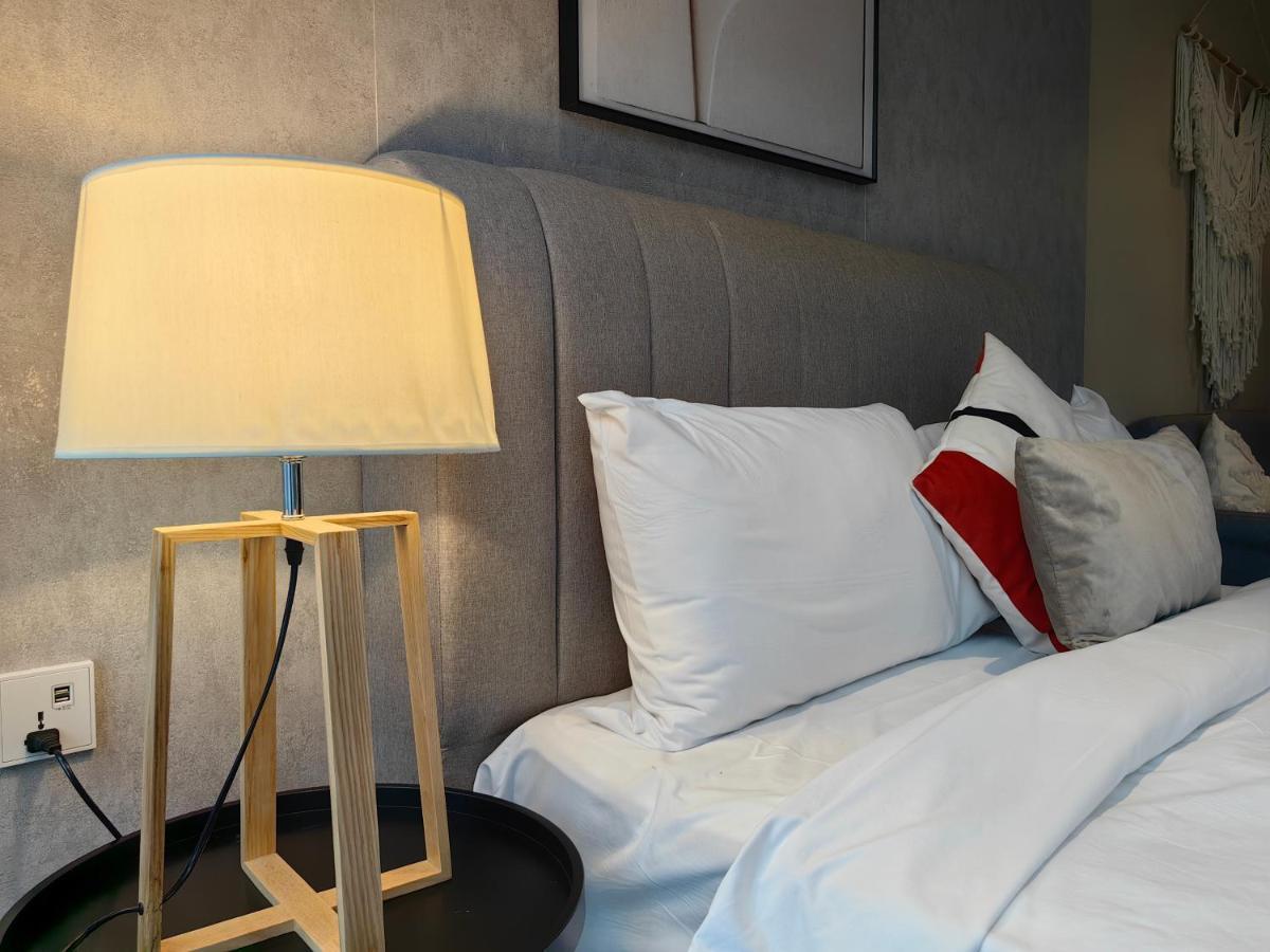 Scarletz Suites Klcc By De Harlequins Guesthouse Kuala Lumpur Zewnętrze zdjęcie