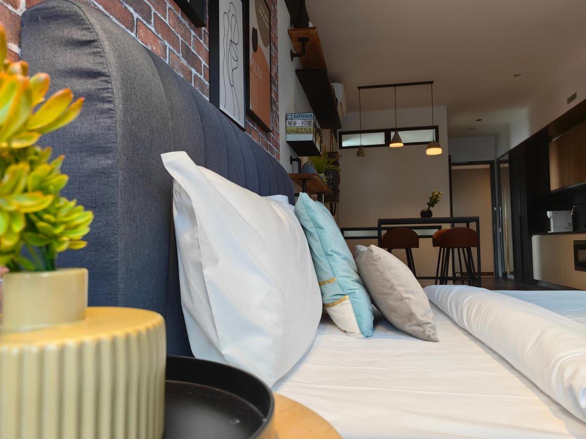 Scarletz Suites Klcc By De Harlequins Guesthouse Kuala Lumpur Zewnętrze zdjęcie
