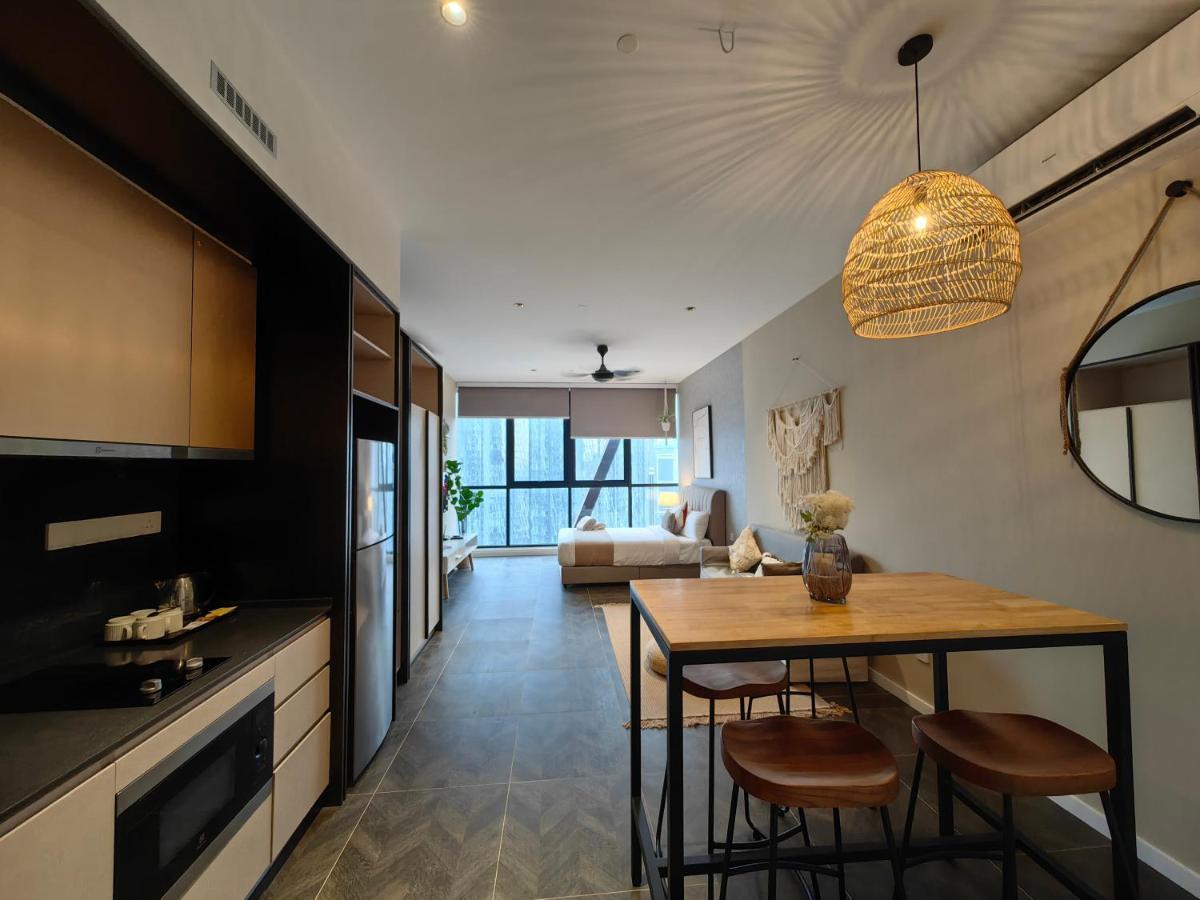 Scarletz Suites Klcc By De Harlequins Guesthouse Kuala Lumpur Zewnętrze zdjęcie